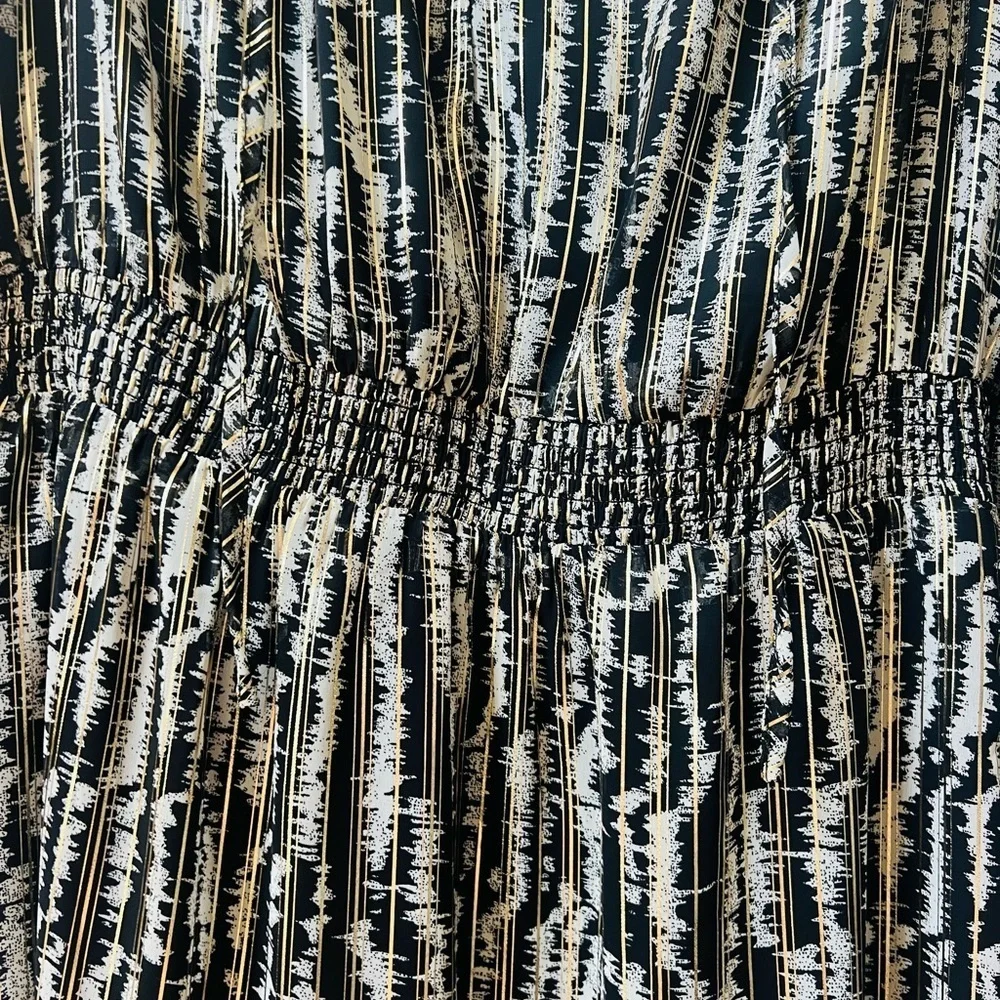 Donna Morgan Black and White Patterned Long Sleeve Dress - Picture 4 of 12